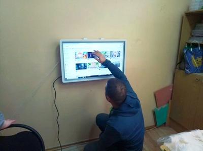 Новая интерактивная панель Startouch Board появилась в ДС «Родничок»